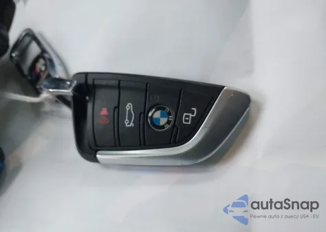 2021 BMW X4 M40I z USA, uszkodzony, nr VIN 5UX2V5C06M9E04474